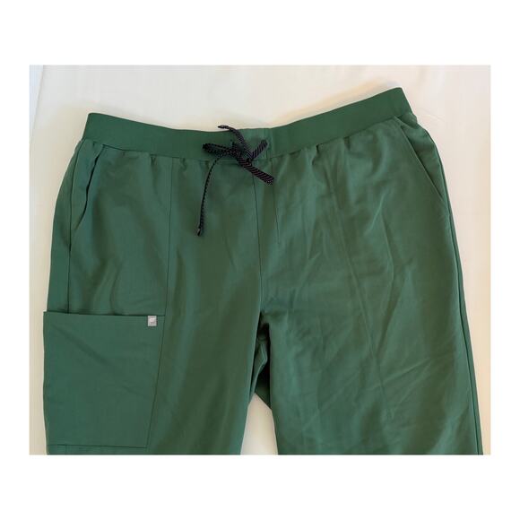 Fabletics - Picture 7 of 16